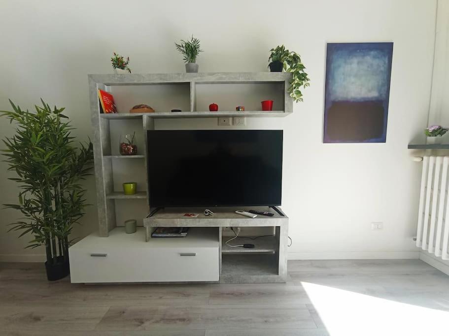 Andrea Central Apartment バーリ エクステリア 写真